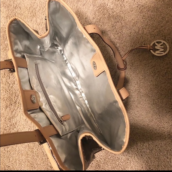 Michael Kors Shoulder Bag - Picture 3 of 4